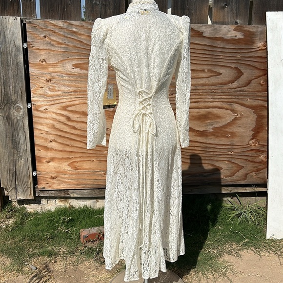 Vintage Dana Scott Lace Dress - Picture 3 of 11